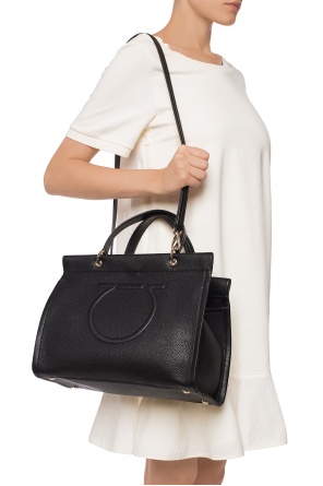'meera' shoulder bag, zdjęcie 2 'meera' shoulder bag od Salvatore Ferragamo